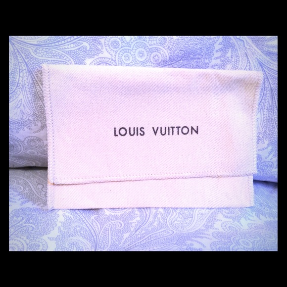 Authentic Louis Vuitton dust cover - Picture 1 of 3